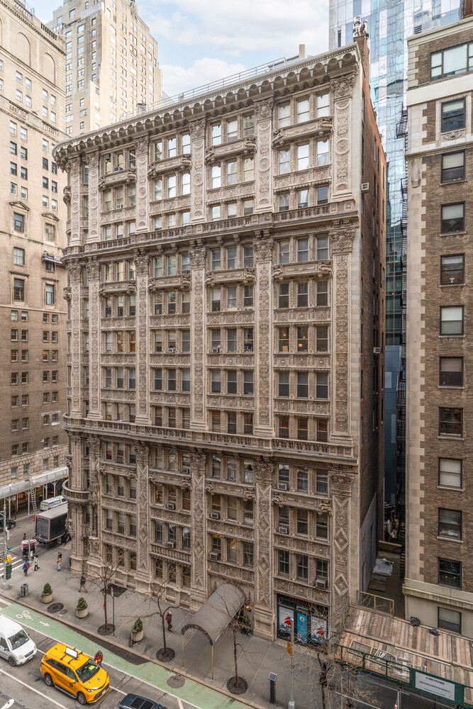 205 West 57th Street 11BC Midtown West New York NY 10019