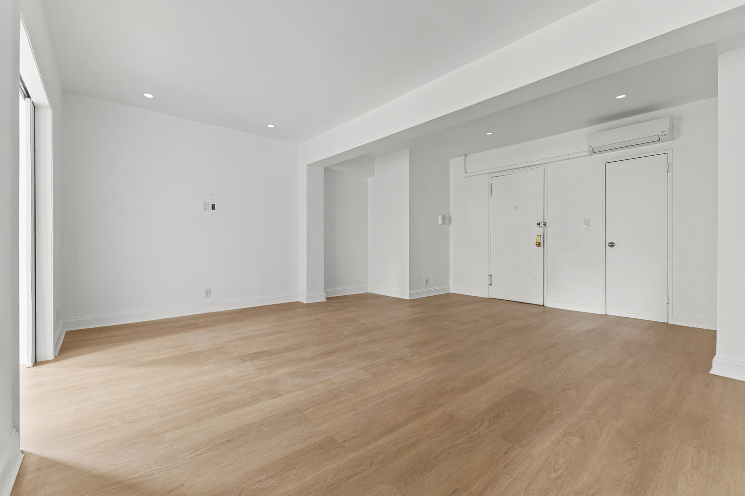 350 East 30th Street 1D Kips Bay New York NY 10016