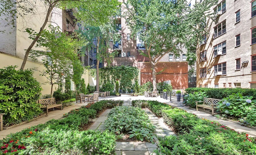 235 East 22nd Street Gramercy Park New York NY 10010