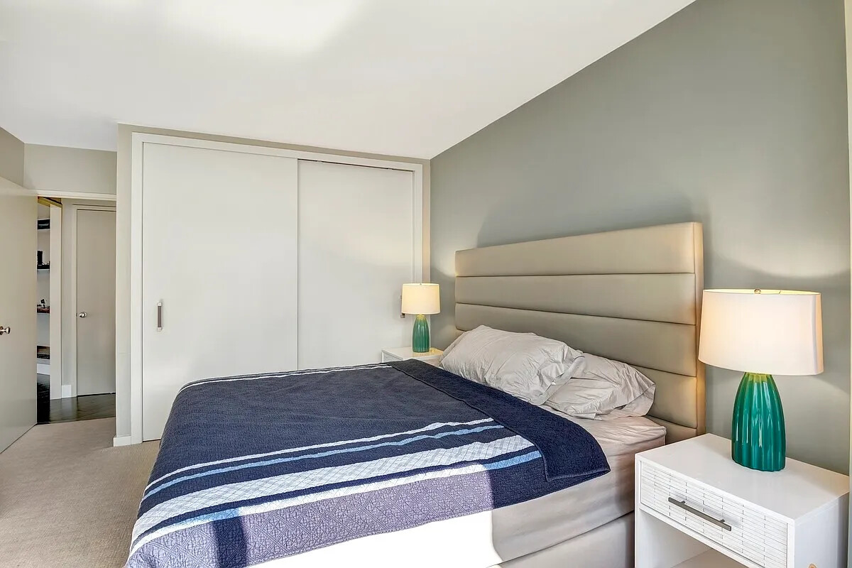 200 East 61st Street 35B Upper East Side New York NY 10065