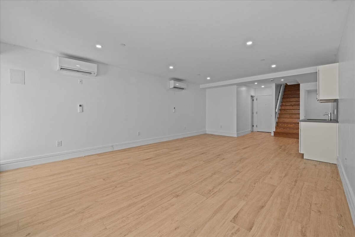 147 Luquer Street 1 Carroll Gardens Brooklyn NY 11231