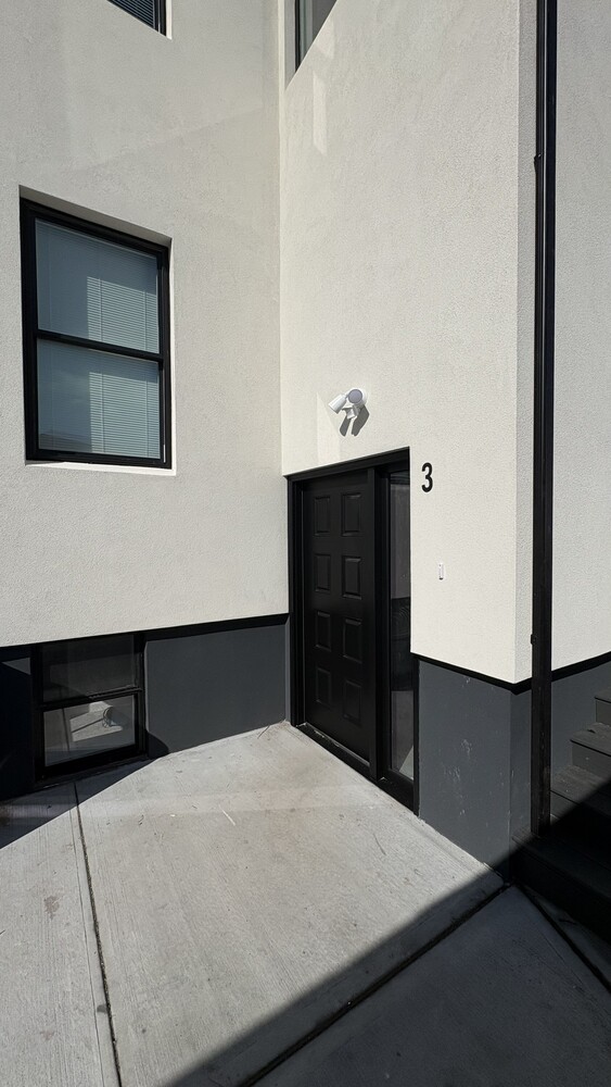 164 Beach 124th Street 3 Rockaway Park Queens NY 11694