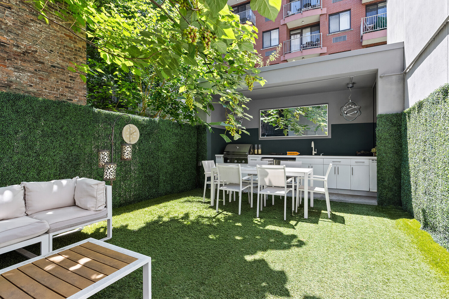 224 East 14th Street 1 E. Greenwich Village New York NY 10003