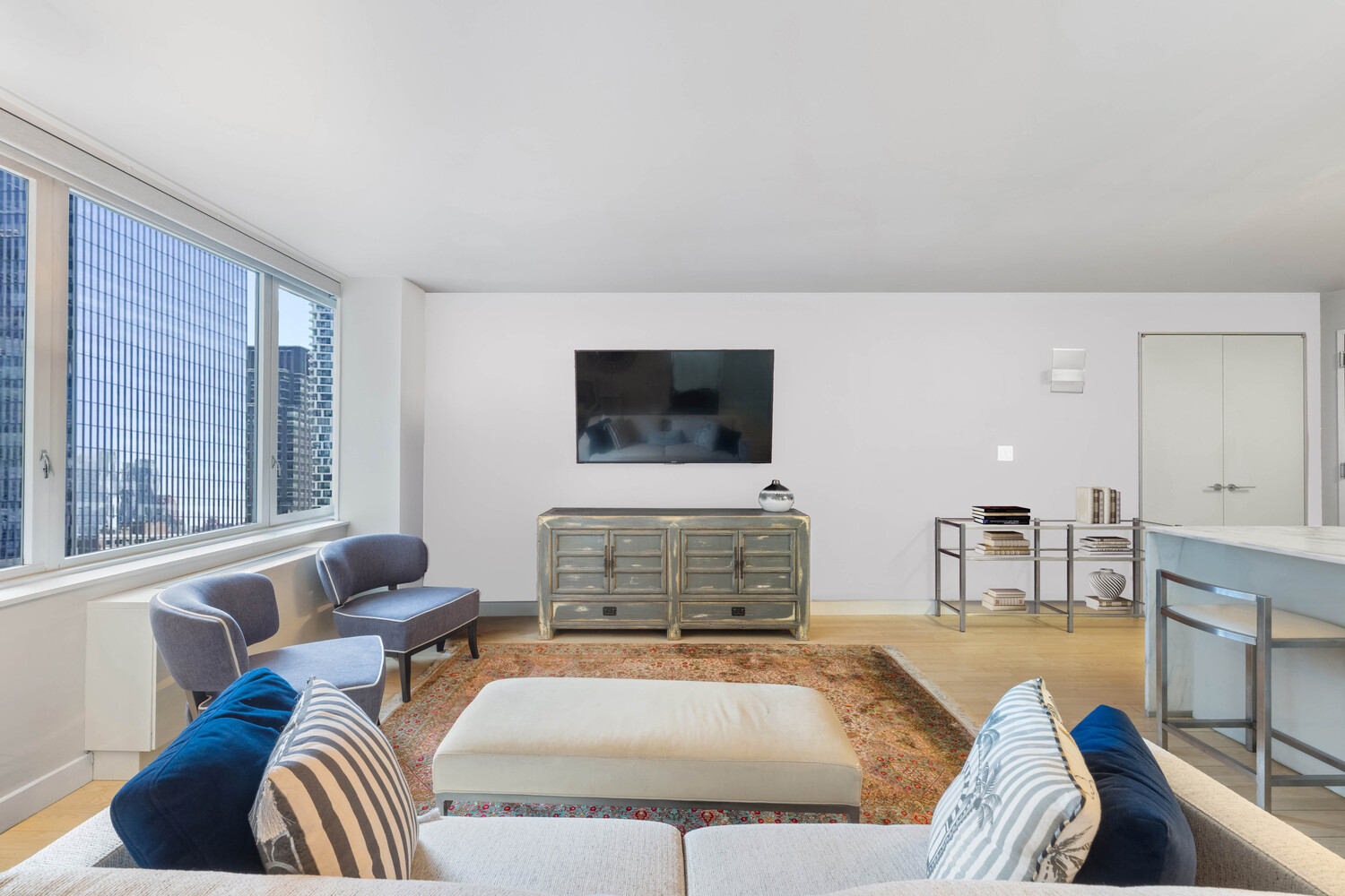 322 West 57th Street 32Q Clinton New York NY 10019