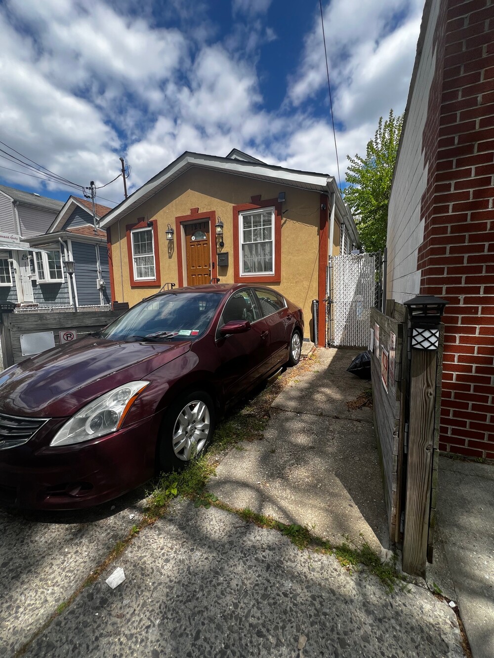 1271 East 88th Street Canarsie Brooklyn NY 11236