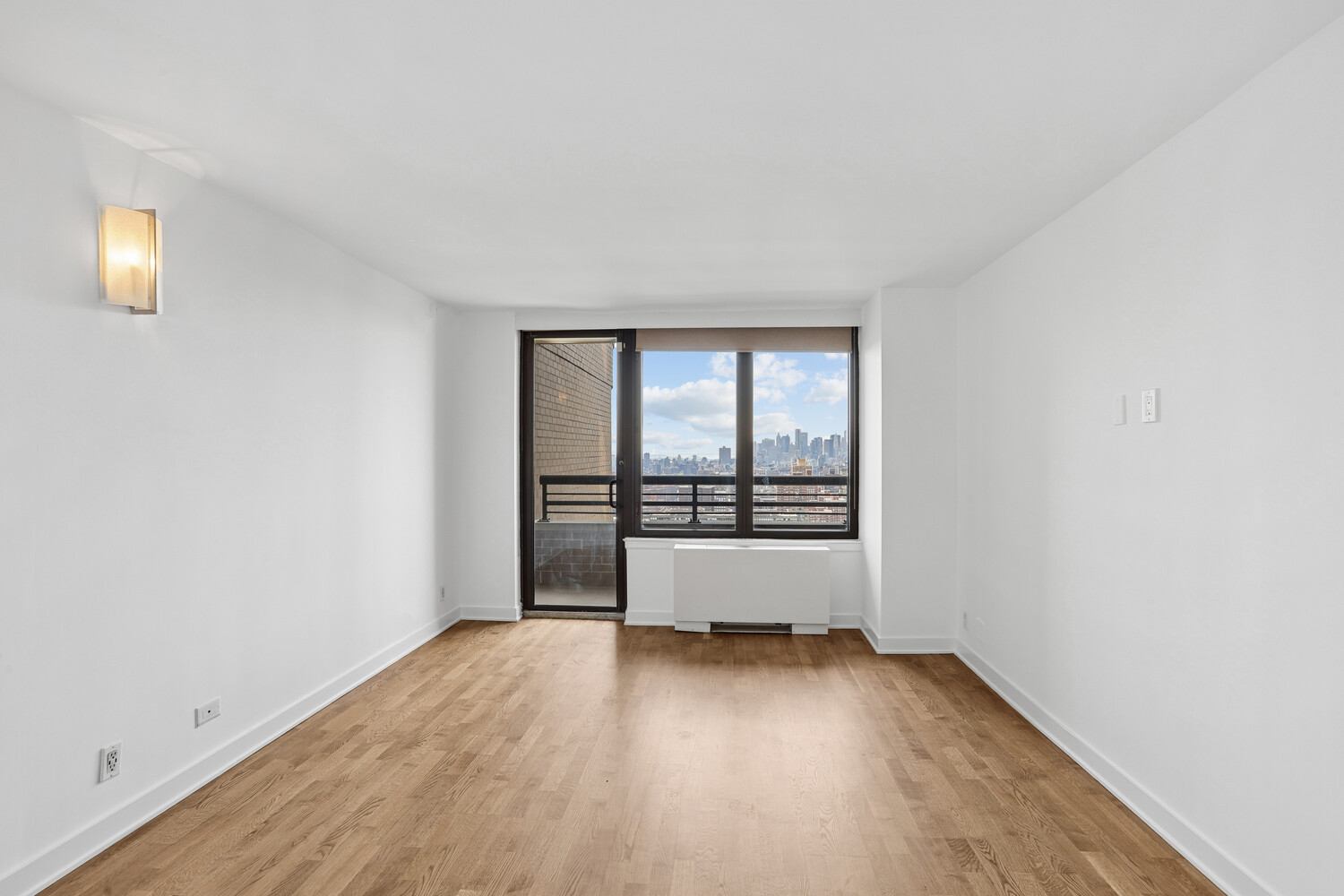 330 East 38th Street 43P Murray Hill New York NY 10016