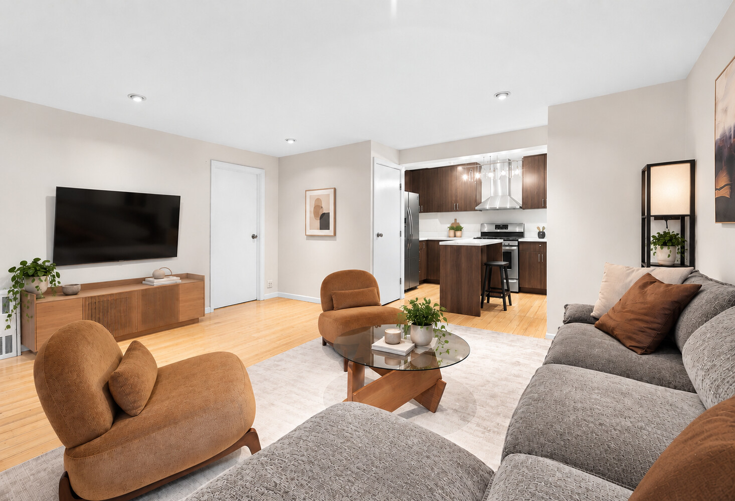 162 Ninth Avenue B Chelsea New York NY 10011
