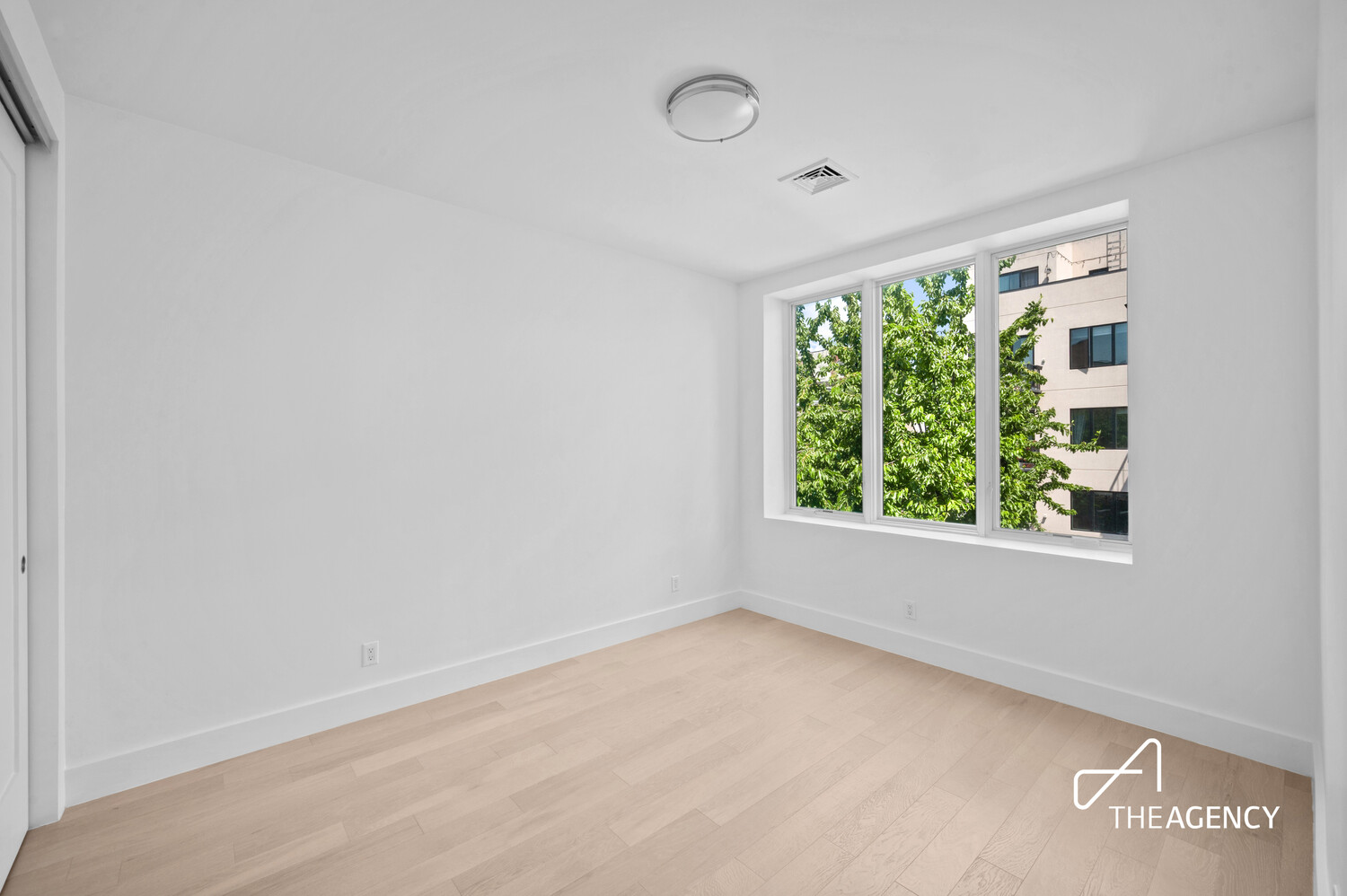 21-19 46th Avenue 4 Court Square Queens NY 11101
