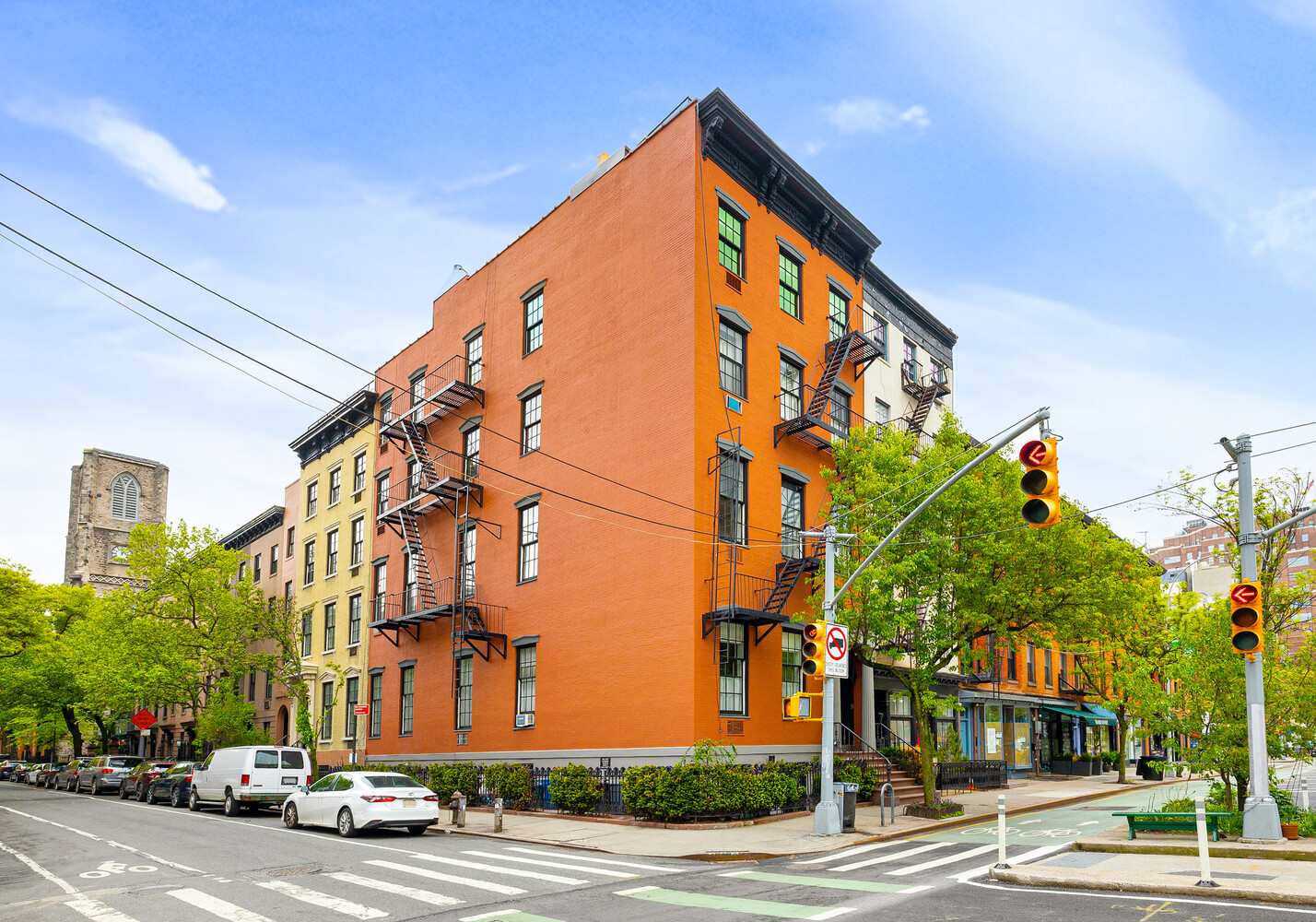 162 Ninth Avenue B Chelsea New York NY 10011