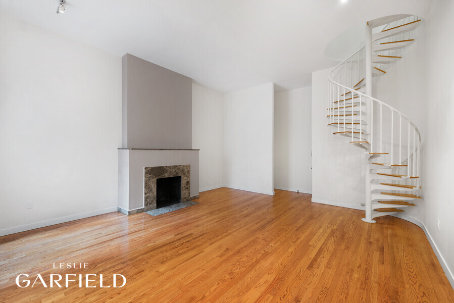23 West 69th Street Lincoln Square New York NY 10023