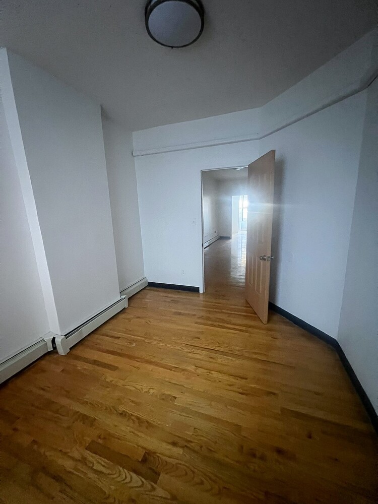 836 Broadway Stuyvesant Heights Brooklyn NY 11206