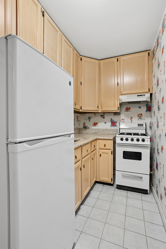 40 Clinton Street 4E Brooklyn Heights Brooklyn NY 11201