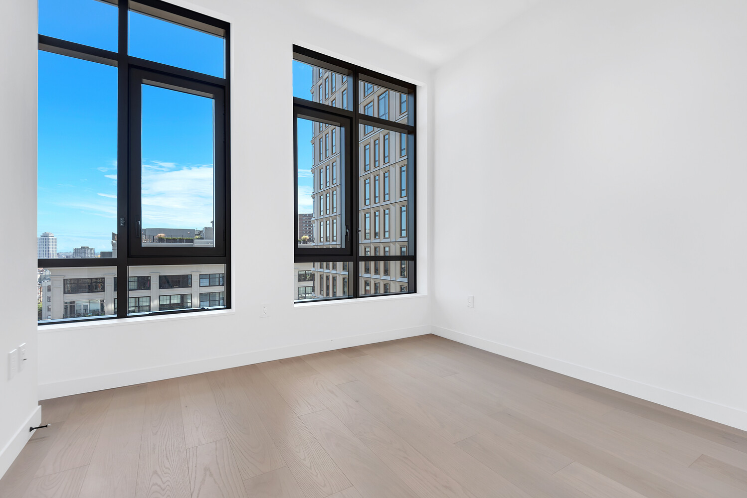 480 Kent Avenue 16A Williamsburg Brooklyn NY 11249