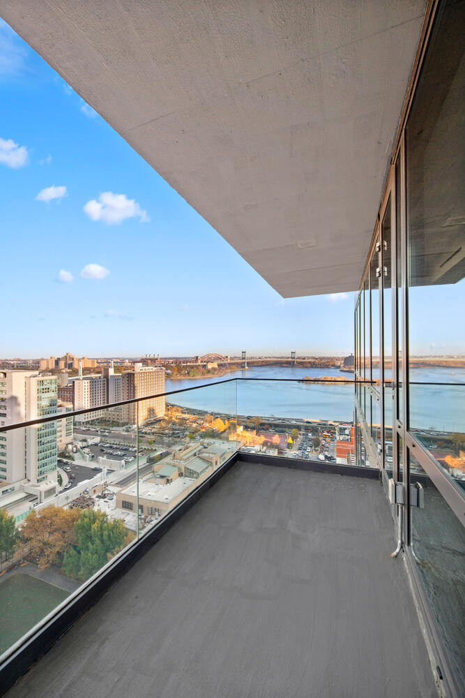 302 East 96th Street Upper East Side New York NY 10128