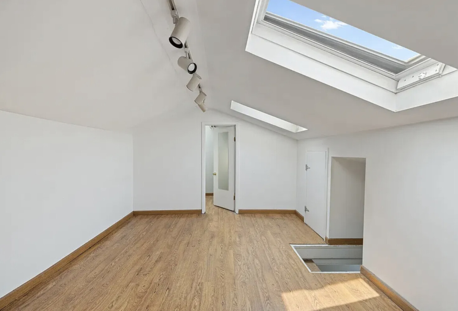 319 Union Street 4 Carroll Gardens Brooklyn NY 11231