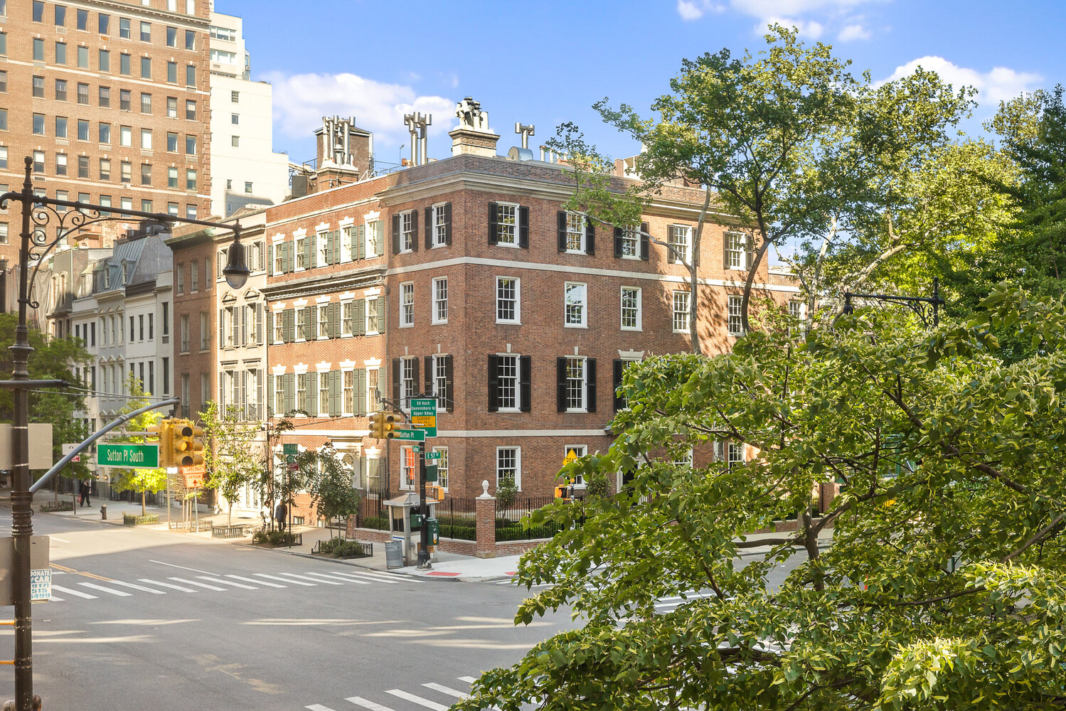 2 Sutton Place South 2D Sutton Place New York NY 10022