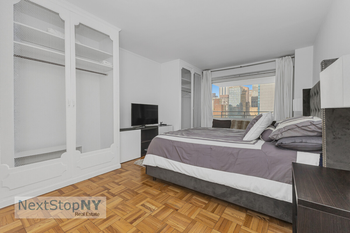303 East 57th Street 24E Sutton Place New York NY 10022