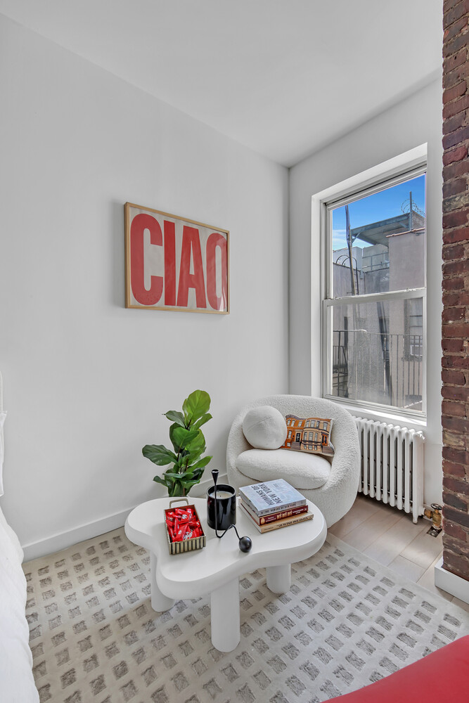 124 Thompson Street APT30 Soho New York NY 10012