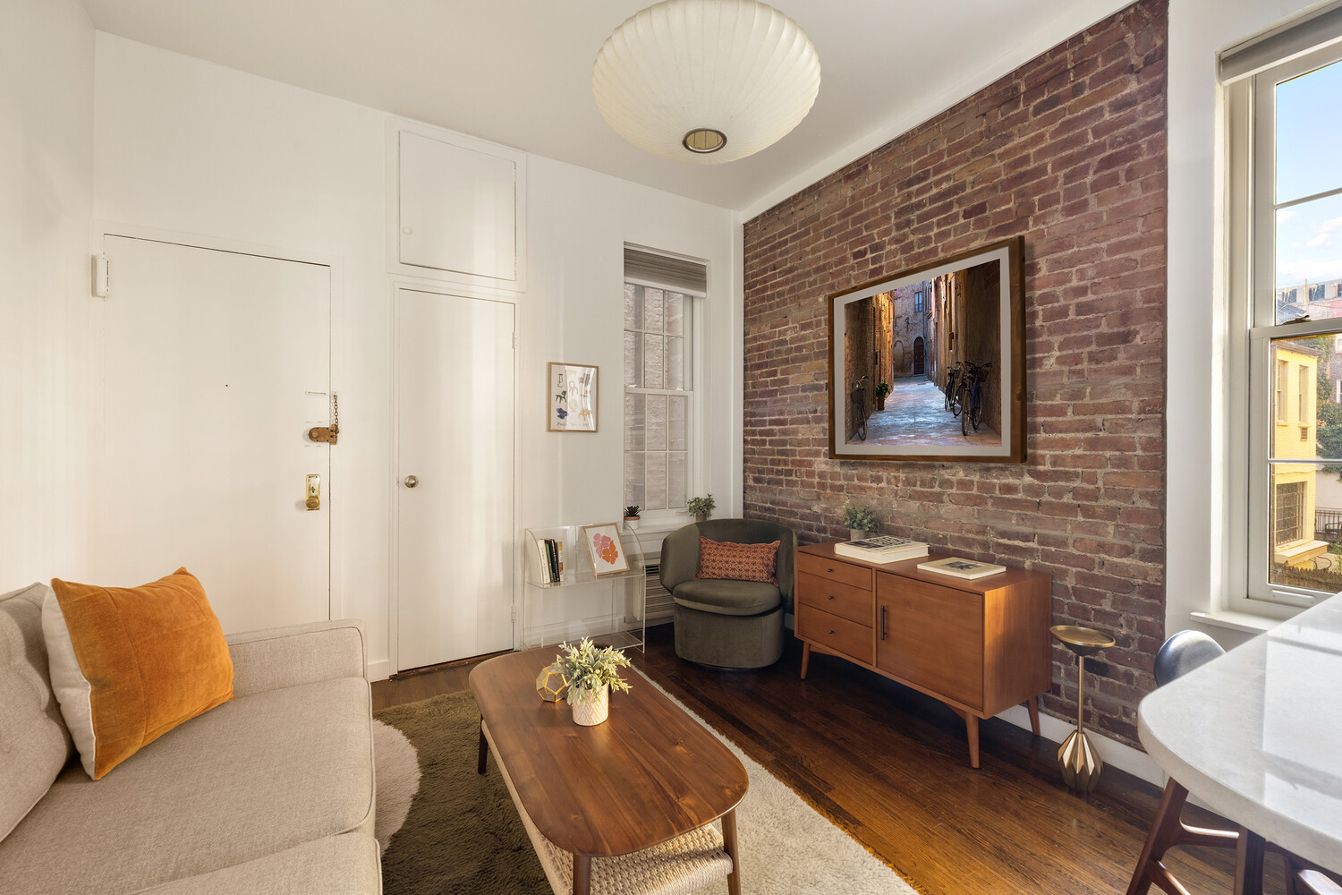 345 West 21st Street Chelsea New York NY 10011