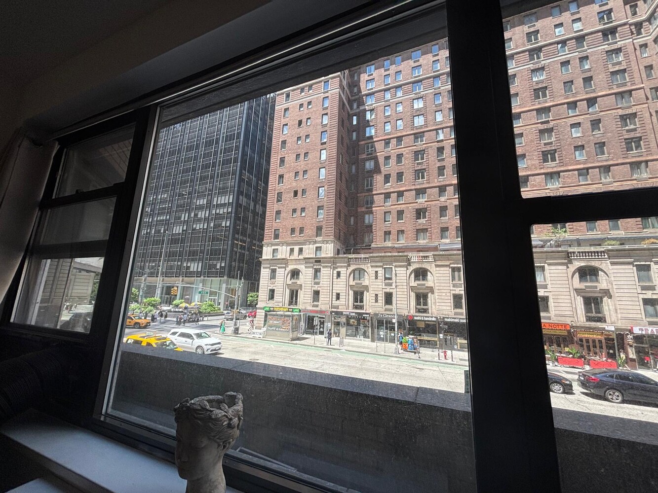 77 West 55th Street 2HH Midtown West New York NY 10019