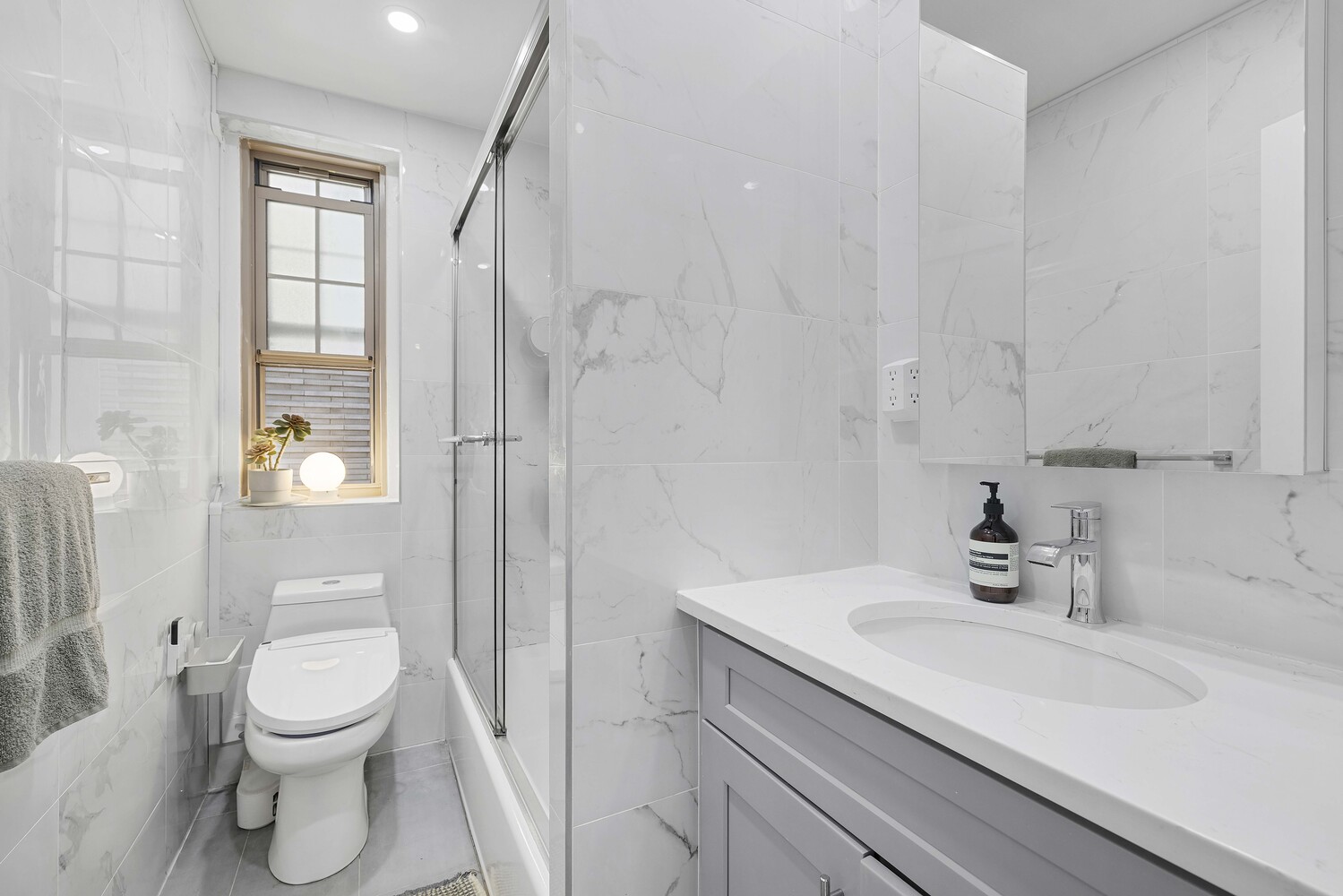 1100 Grand Concourse Concourse Bronx NY 10452