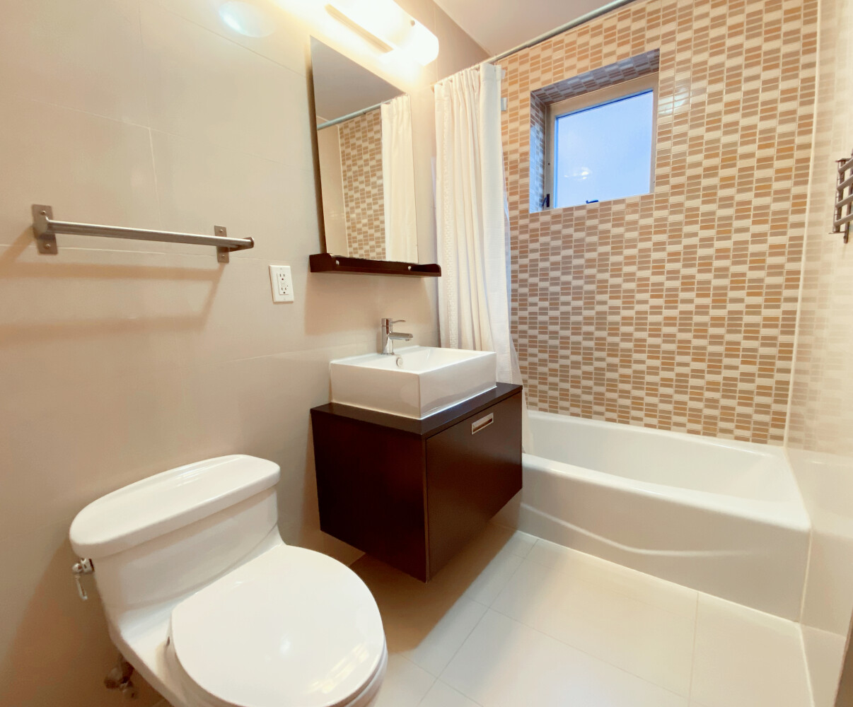 502 Ninth Avenue 2B Clinton New York NY 10018