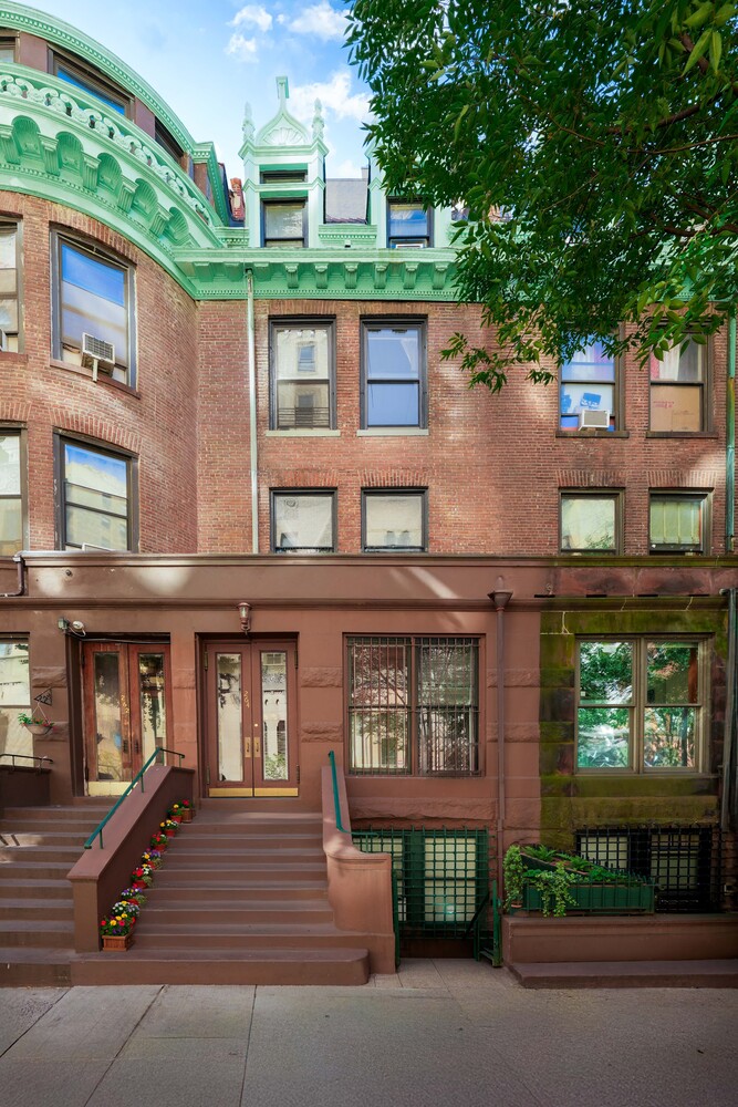 264 West 73rd Street Upper West Side New York NY 10023