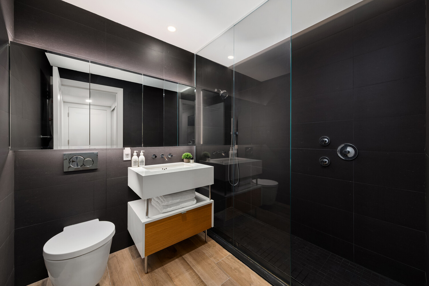 318 East 81st Street 6 Upper East Side New York NY 10028