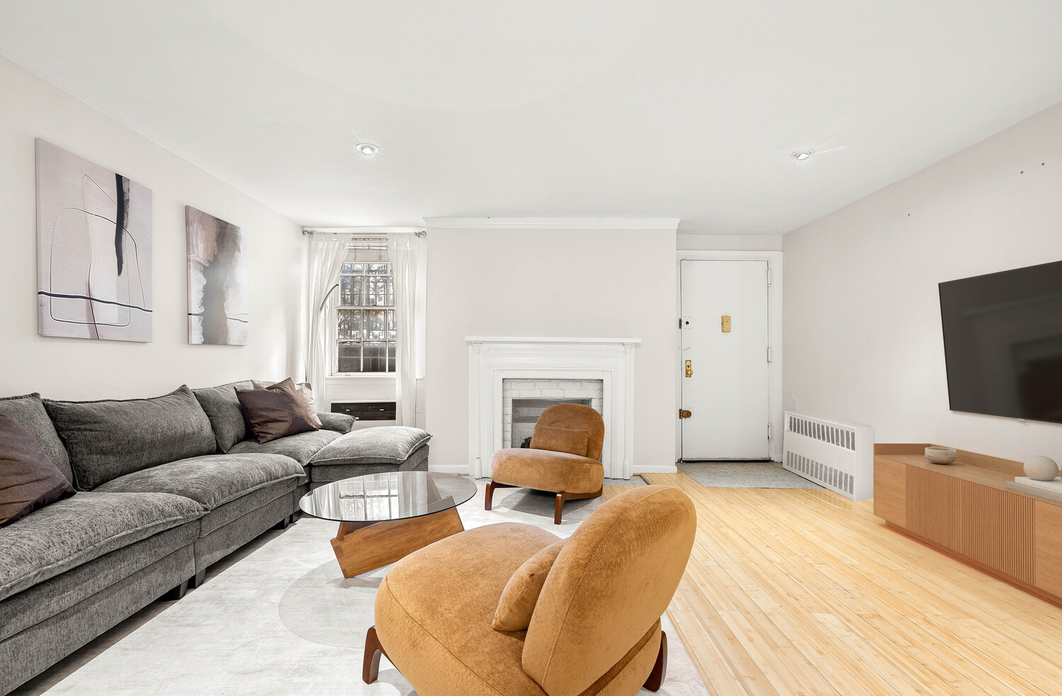 162 Ninth Avenue Chelsea New York NY 10011
