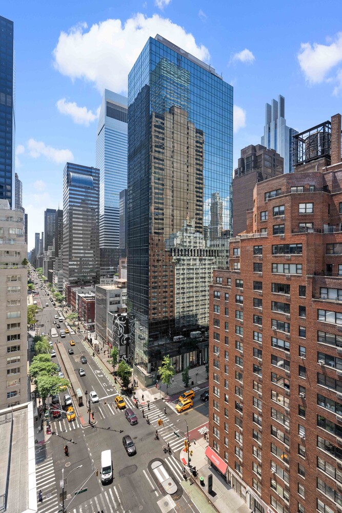 200 East 58th Street 16F Midtown East New York NY 10022