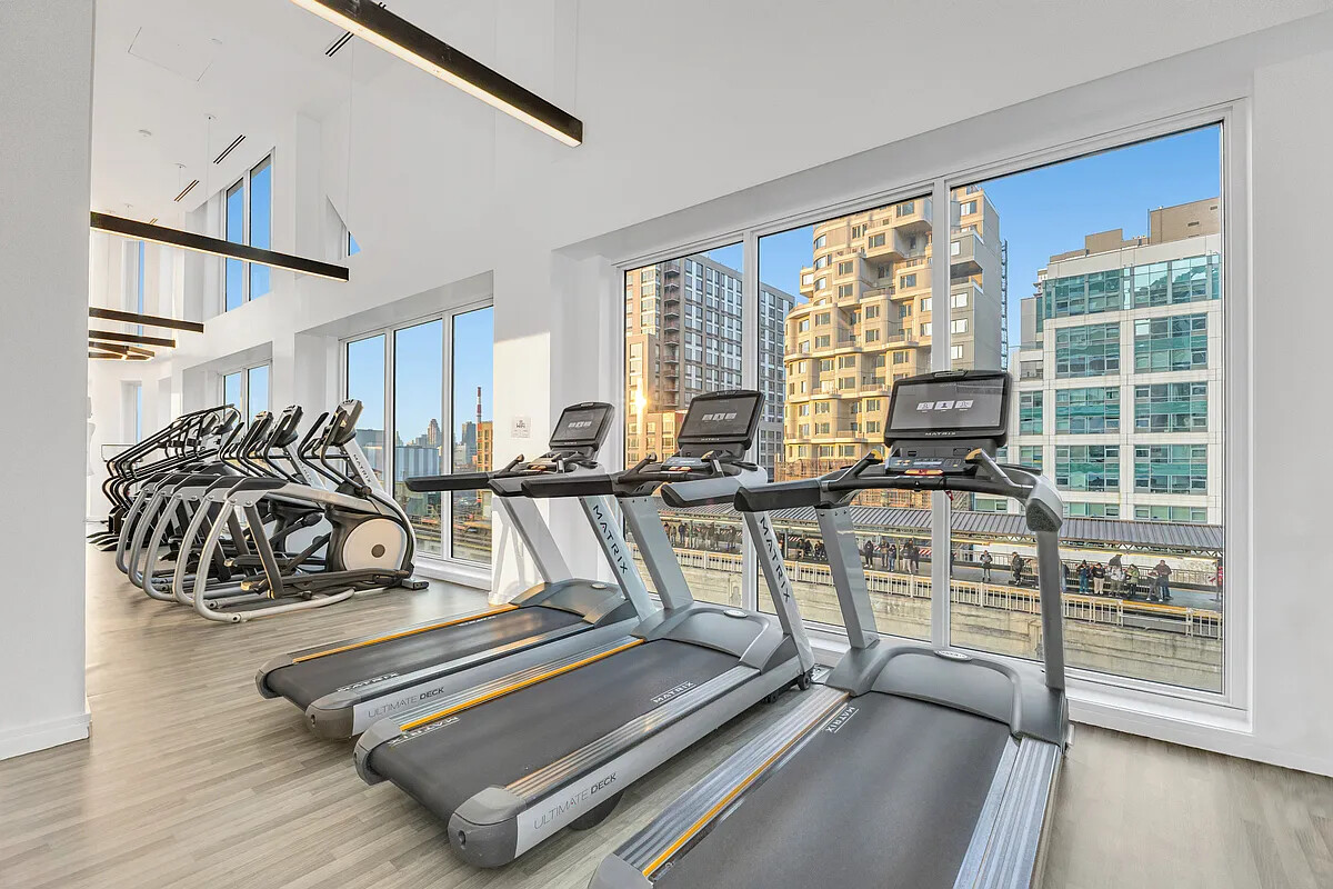 24-16 Queens Plaza South 15B Long Island City Queens NY 11101