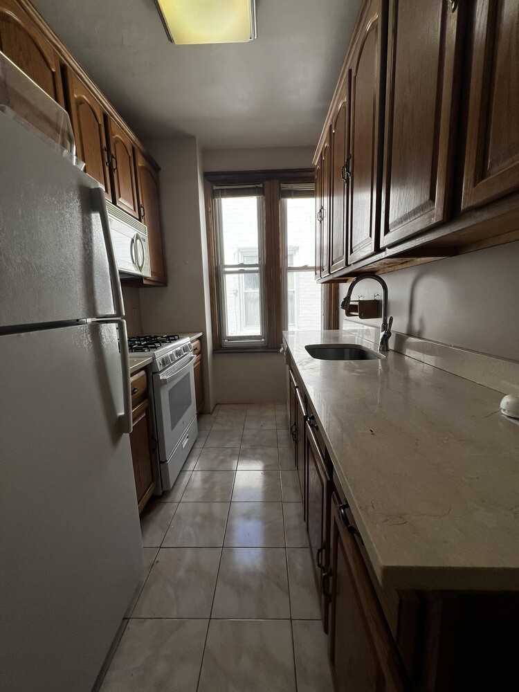 6659 Colonial Road Bay Ridge Brooklyn NY 11220