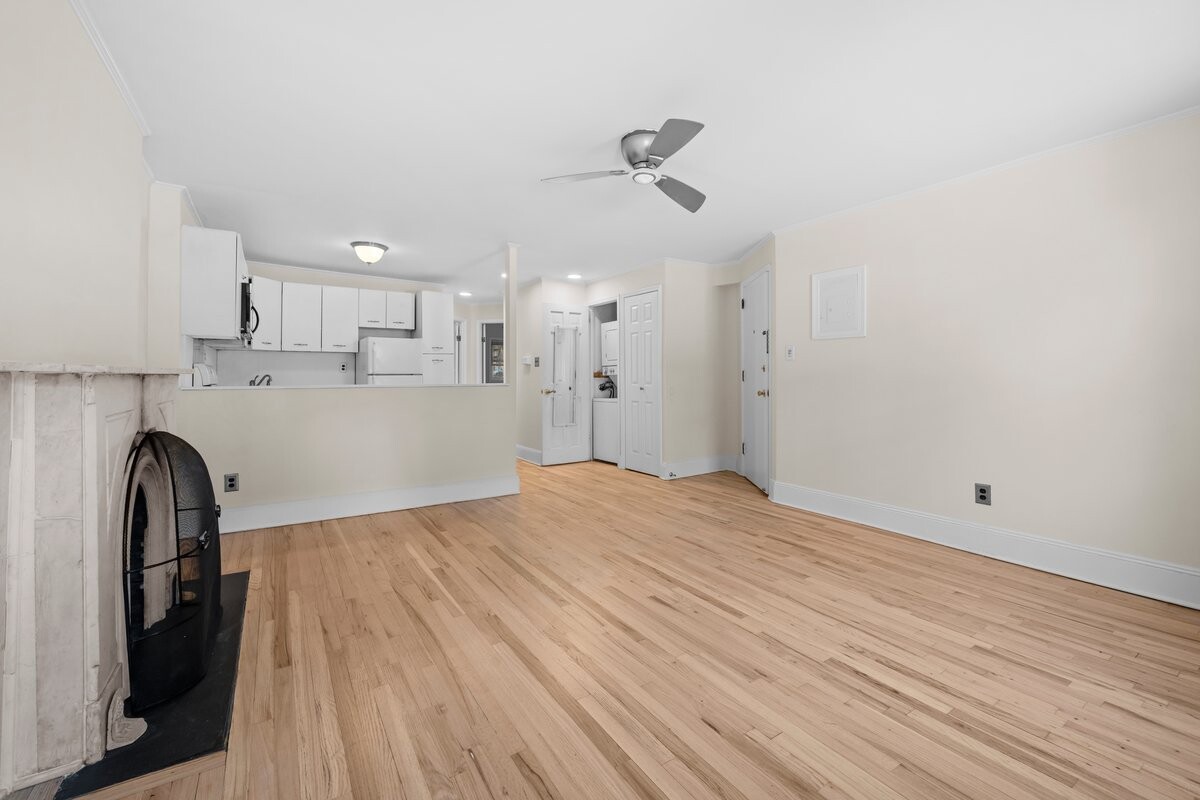 113 Carroll Street 1 Carroll Gardens Brooklyn NY 11231