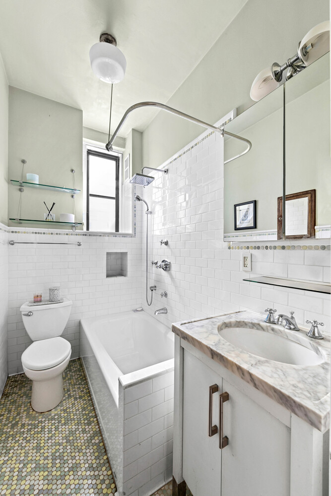 532 West 111th Street 53/54 Morningside Heights New York NY 10025