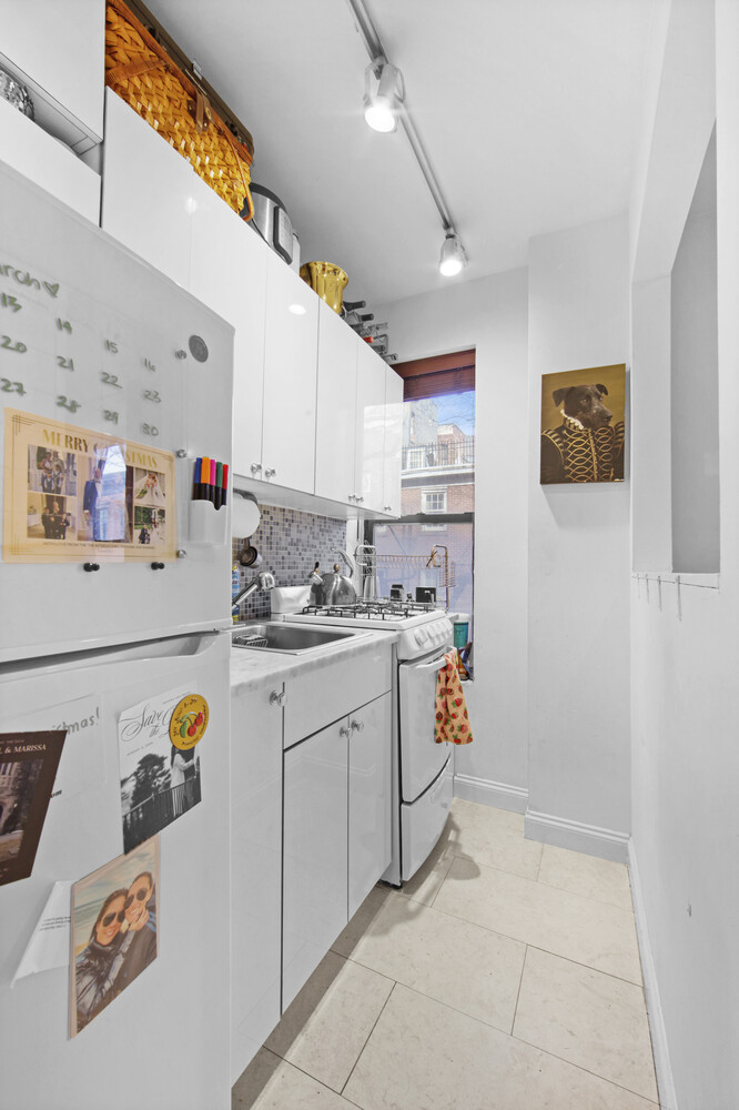 55 Barrow Street 5 W. Greenwich Village New York NY 10014