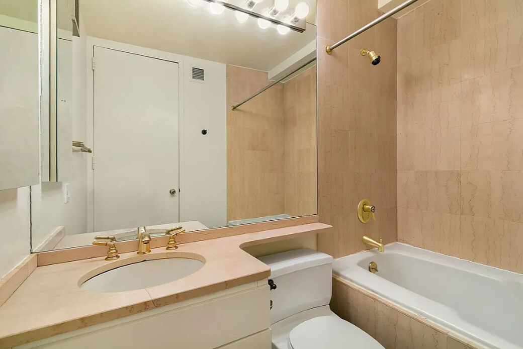 21 South End Avenue 436 Battery Park City New York NY 10280