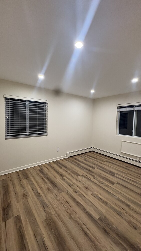 178 Beach 98th Street 3 Hammels Queens NY 11694