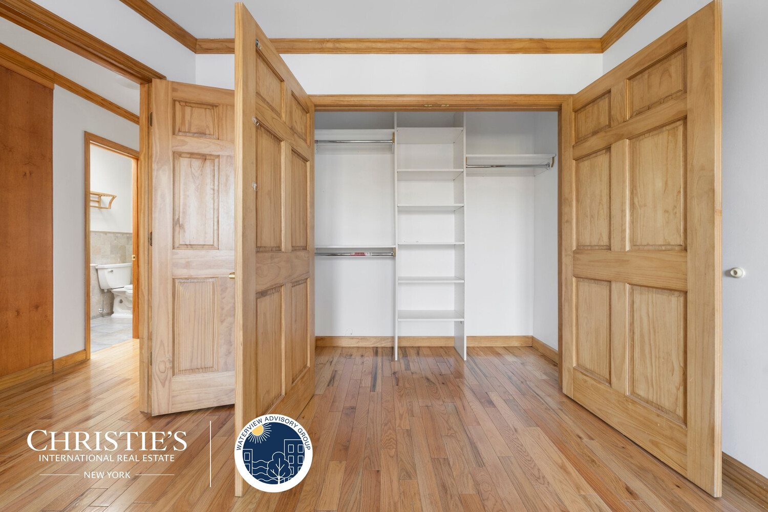 58-44 81st Street 2 Middle Village Queens NY 11379