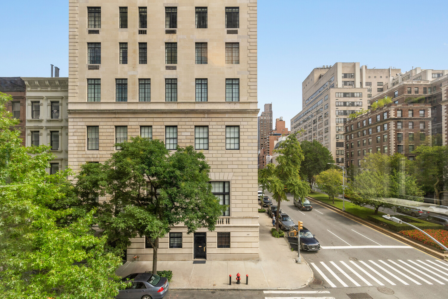 650 Park Avenue 4D Upper East Side New York NY 10065