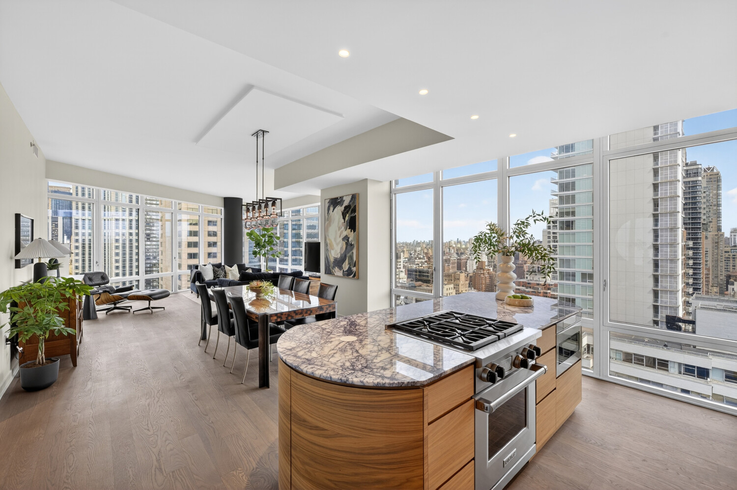 207 East 57th Street Midtown East New York NY 10022