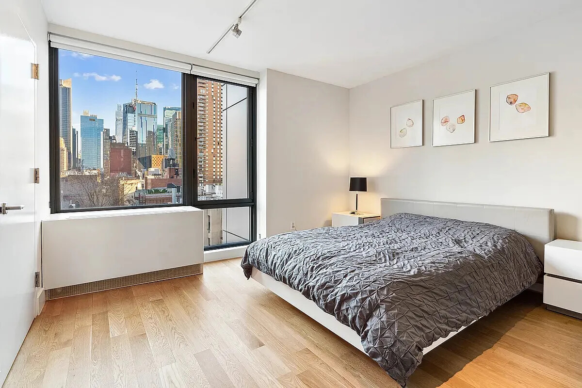 464 West 44th Street Clinton New York NY 10036