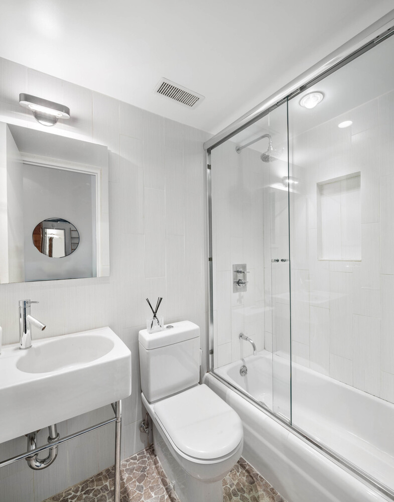 35 East 10th Street 2B Greenwich Village New York NY 10003