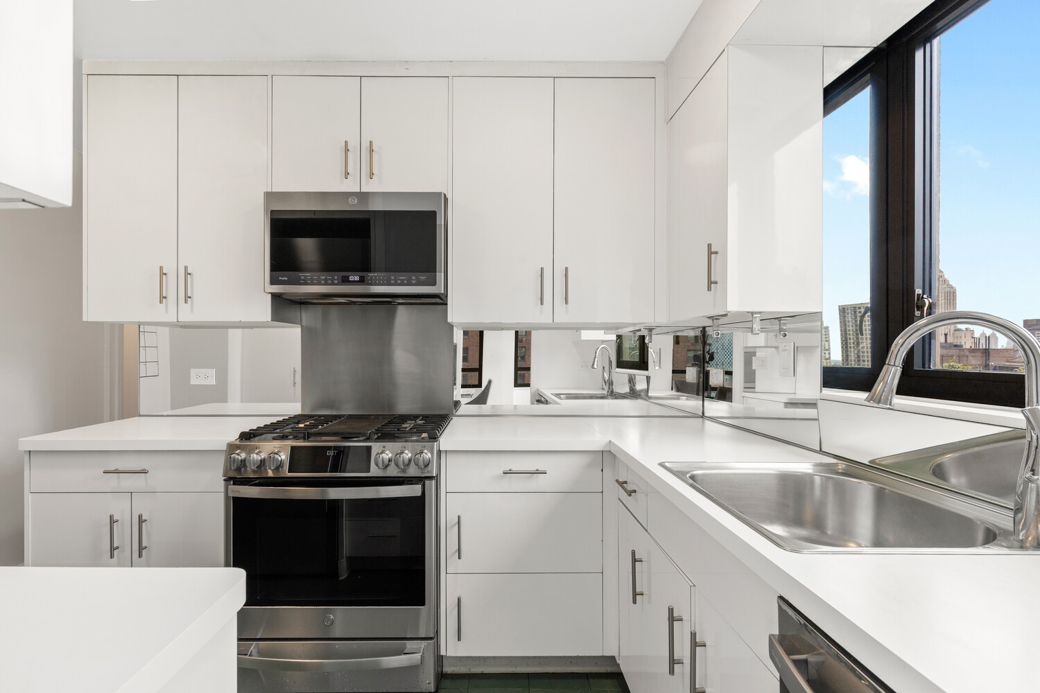 190 East 72nd Street 19B Upper East Side New York NY 10021