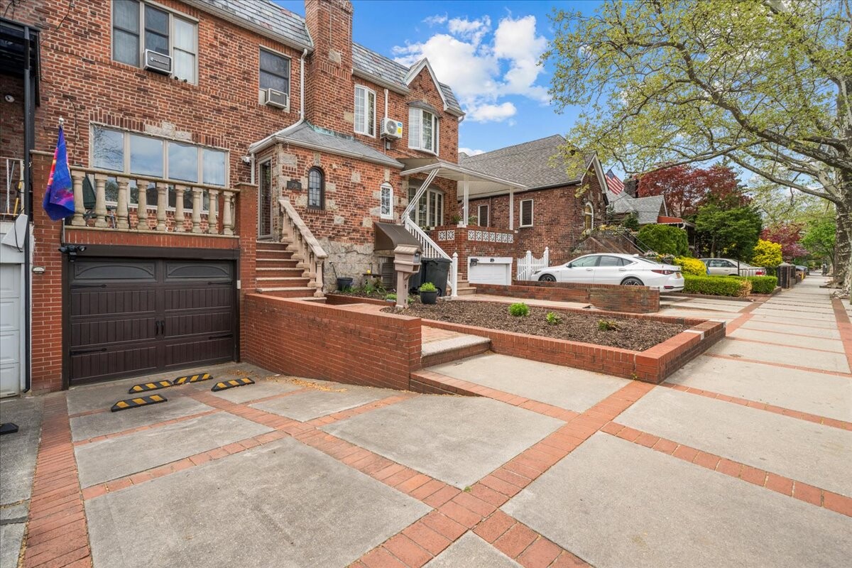 1728 East 33rd Street Marine Park Brooklyn NY 11234