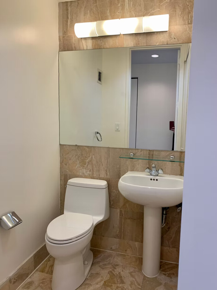 160 West 66th Street 28A Lincoln Square New York NY 10023