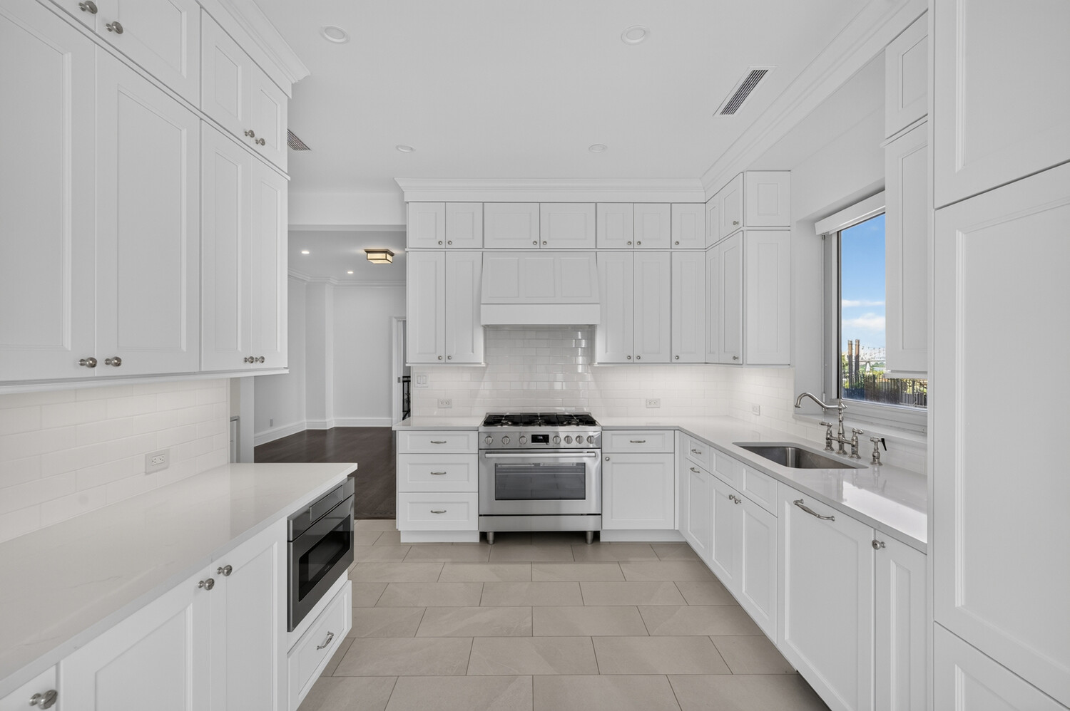 544 East 86th Street PHE Upper East Side New York NY 10028