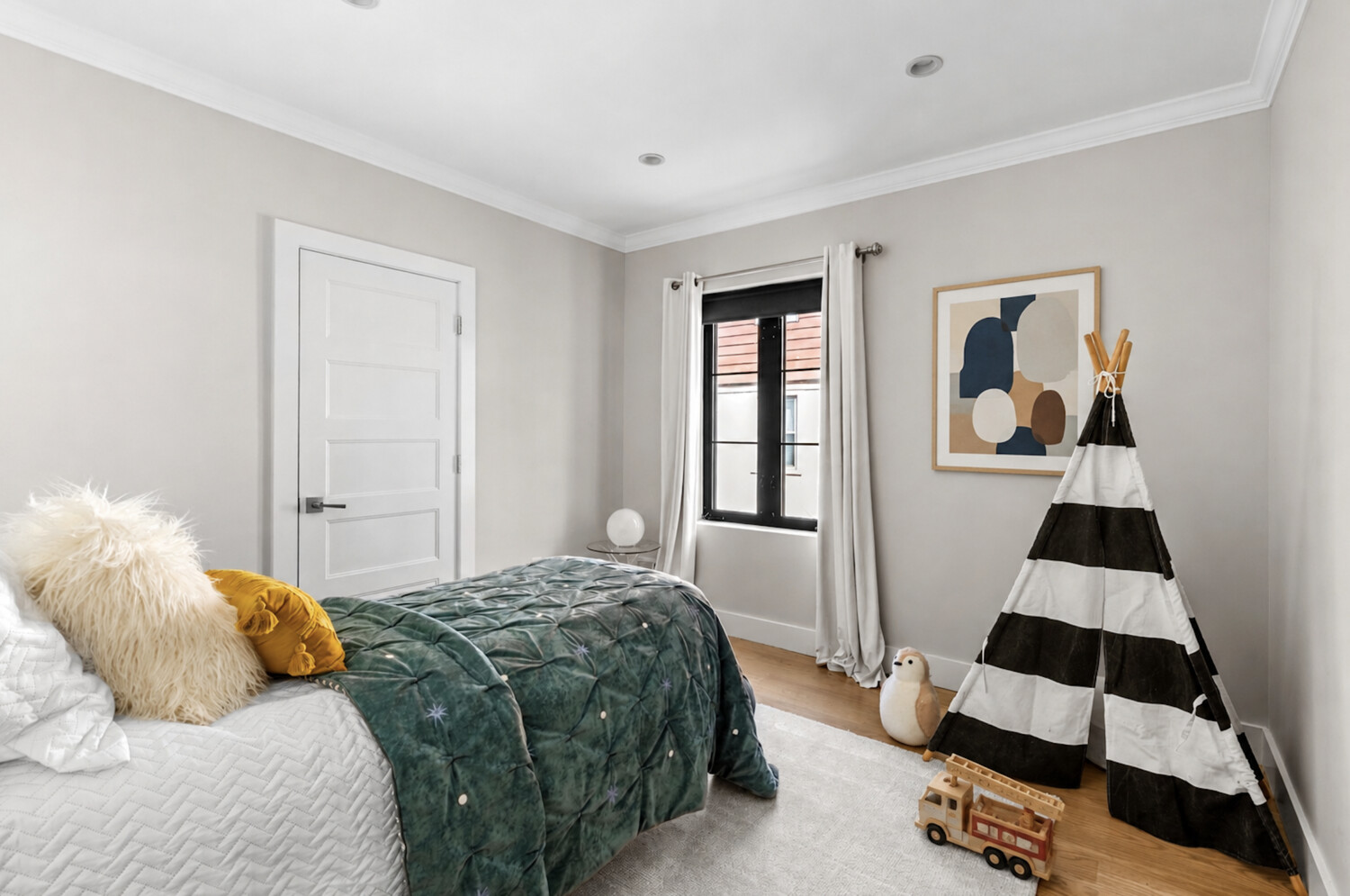 736 East 23rd Street Ditmas Park Brooklyn NY 11210
