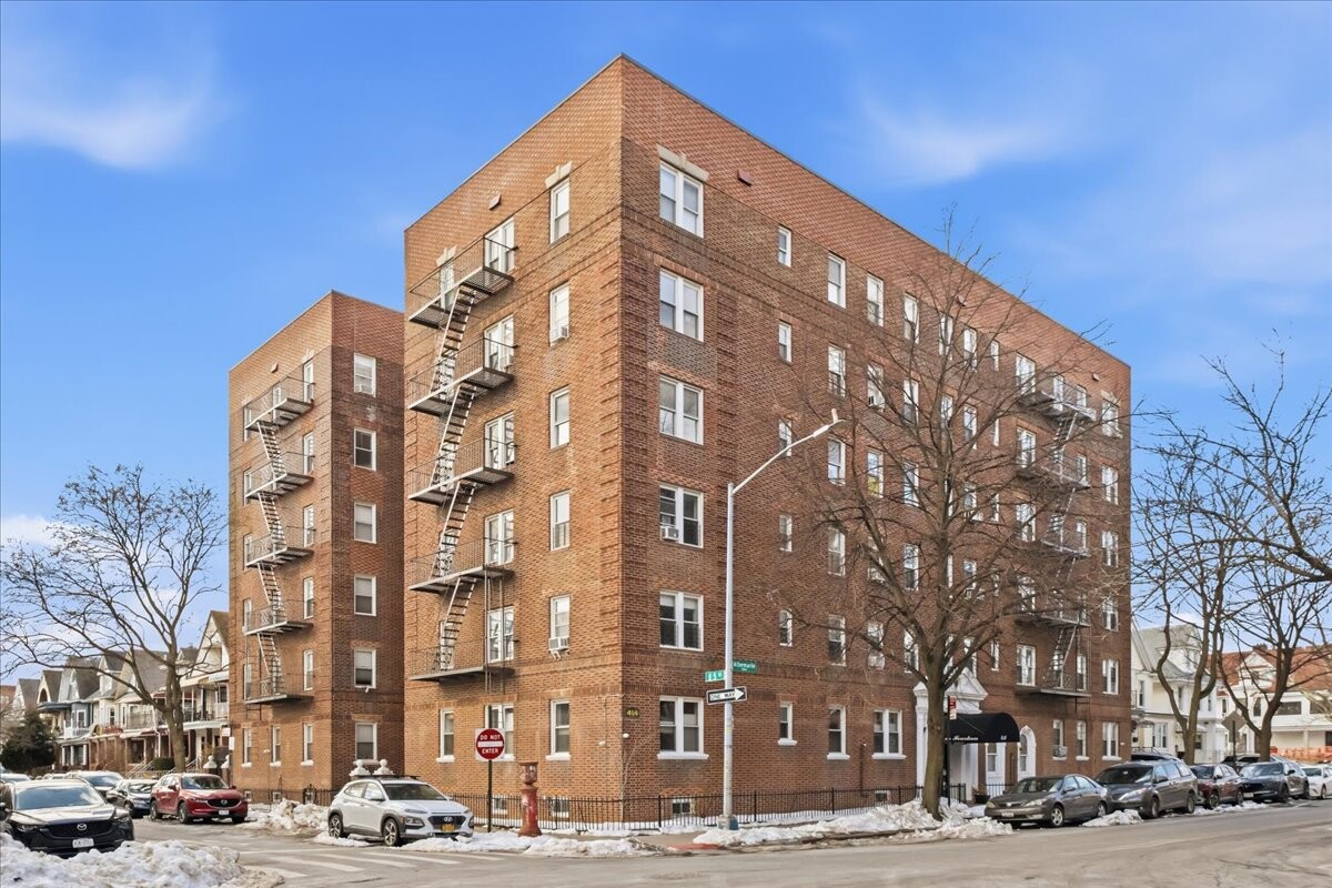 414 Albemarle Road 5A Kensington Brooklyn NY 11218