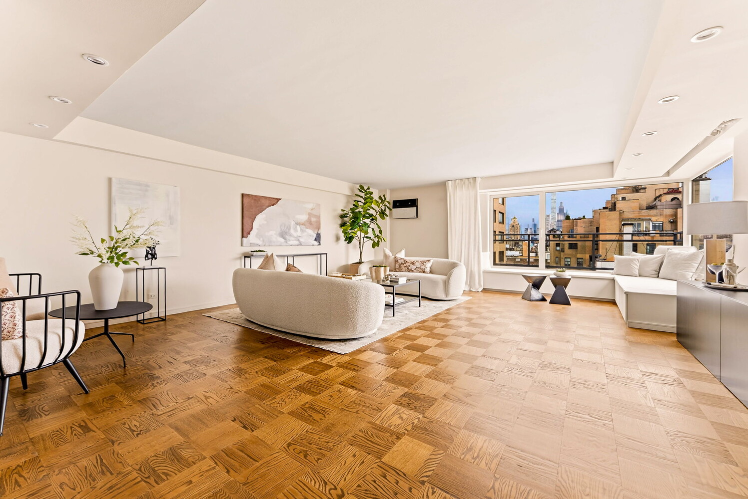 1050 Fifth Avenue PHA Carnegie Hill New York NY 10028