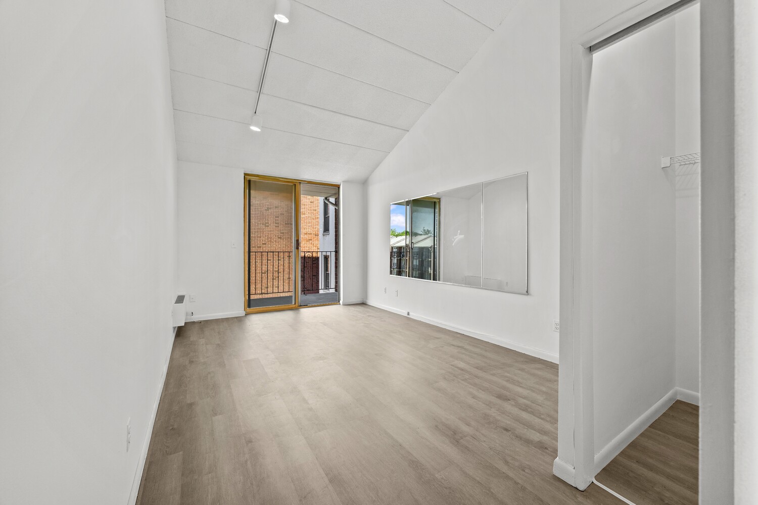 10106 4th Avenue 26E Fort Hamilton Brooklyn NY 11209